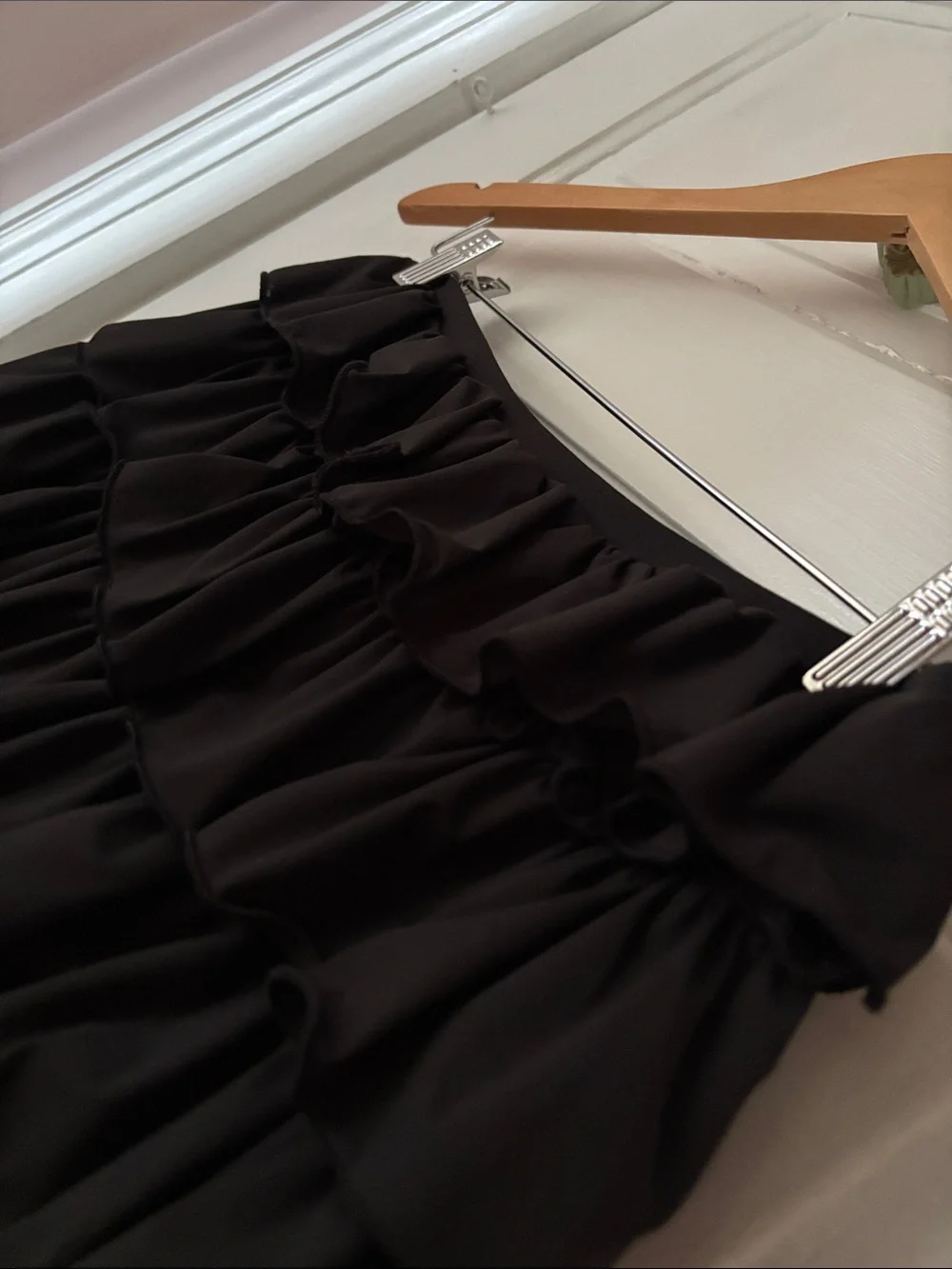 OUT FROM UNDER CAMMY RUFFLED MICRO SKORT